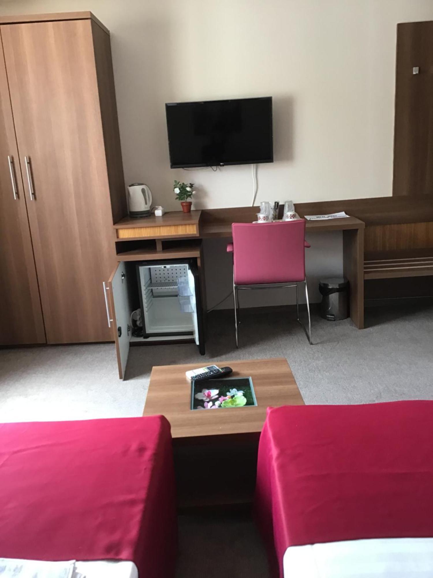 Rora Rose 호텔 부쿠레슈티 외부 사진